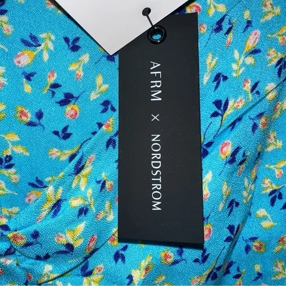 AFRM x Nordstrom Blue Floral Ruched Balloon Sleeve Crop Top Size Medium - Picture 5 of 5